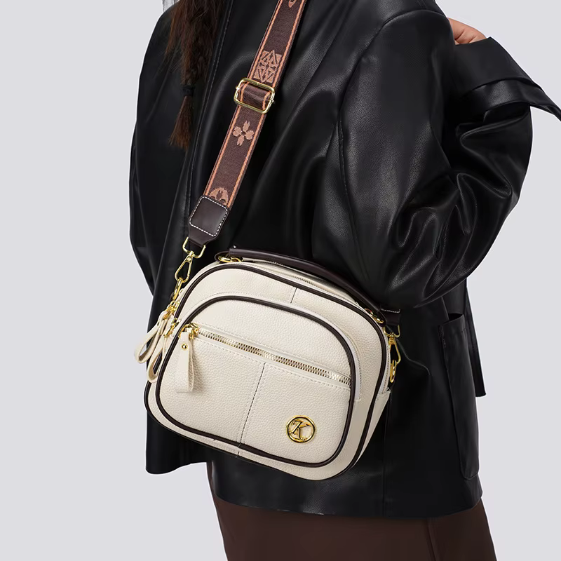Sac bandoulière polyvalent décontracté pour femme à trois compartiments, sac à main de loisirs de grande valeur en PU, sac carré moyen à texture douce