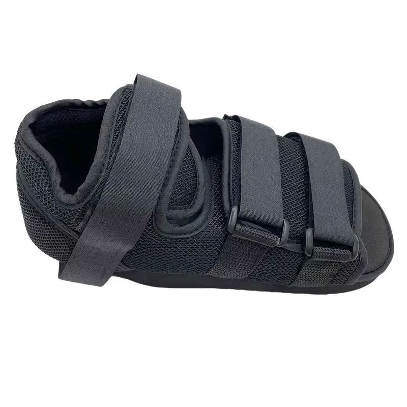 Chaussures post-op Chaussure de guérison au talon compensé