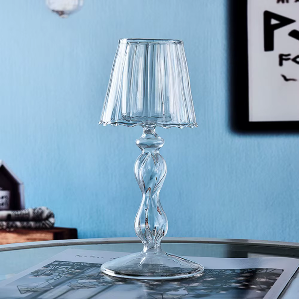 Chandelier rayé en verre à pieds hauts, bougeoir en forme de lampe d'art créatif, candélabre artisanal Transparent délicat