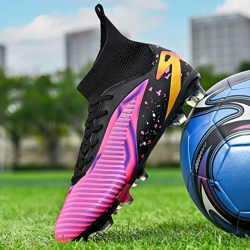Nouvelles chaussures de football pour hommes, chaussures de sport, chaussures de futsal à cheville haute, chaussures de football de haute qualité, antidérapantes pour intérieur et extérieur, ultralégè