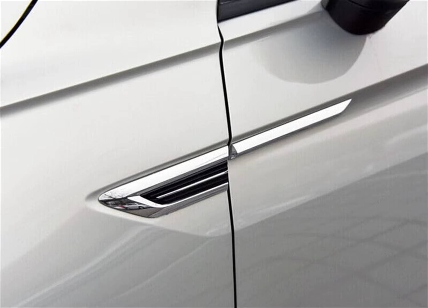 Autocollant d'insigne d'emblème de garde-boue latéral, accessoires de voiture, garniture de couverture de décalcomanies, Volkswagen Tiguan, 2017-2023, 4 pièces