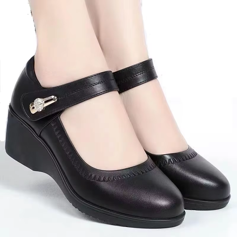 Femmes mode haute qualité chaussures à talons compensés pour printemps été dame décontracté rue confort noir chaussures à talons hauts pour étudiant A06