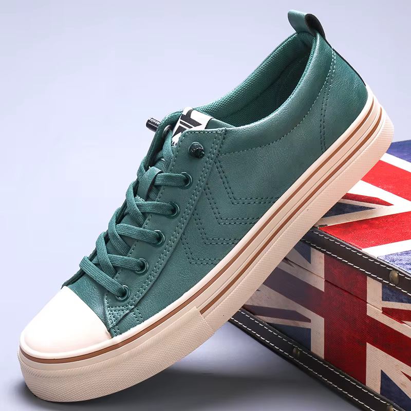 Chaussures en cuir décontractées pour hommes, chaussures de conduite à semelle souple, chaussure plate confortable, chaussure à sangle élastique, baskets canisées pour hommes, automne 2024