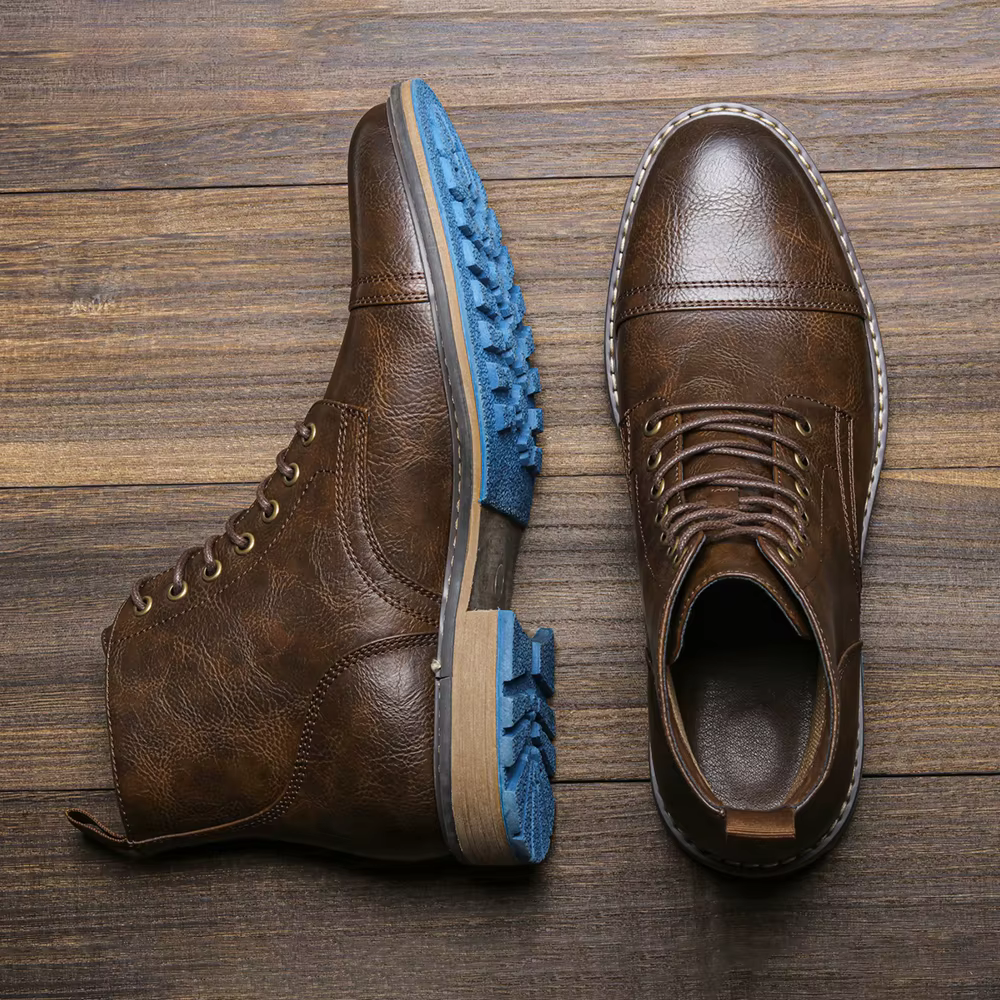 Bottes militaires robustes