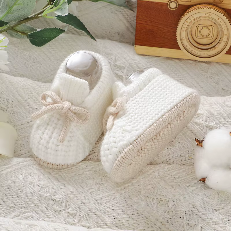 Bébé premiers marcheurs à semelles souples nouveau-né garçons filles berceau Prewalkers à la main tricoté infantile enfant en bas âge chaussures antidérapantes 0-12m