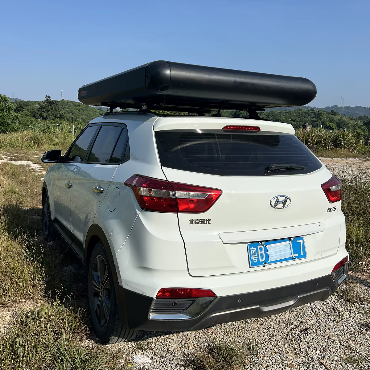 Tente de toit automatique pour camion