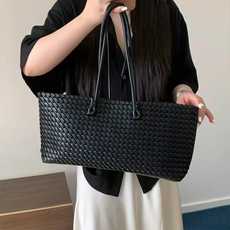 Sac à bandoulière de luxe pour femmes, sac de Shopping tissé exquis, élégant, Simple, grande capacité, poignée supérieure, fourre-tout de banlieue