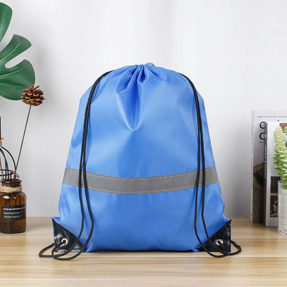 Sac à dos de sport à cordon de serrage avec bande réfléchissante
