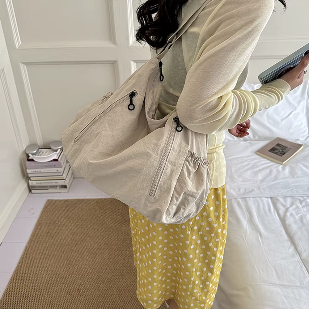 Sac hobo plissé simple grande capacité pour femme, sac à bandoulière léger et multi-poches pour les trajets quotidiens, nouveau sac décontracté
