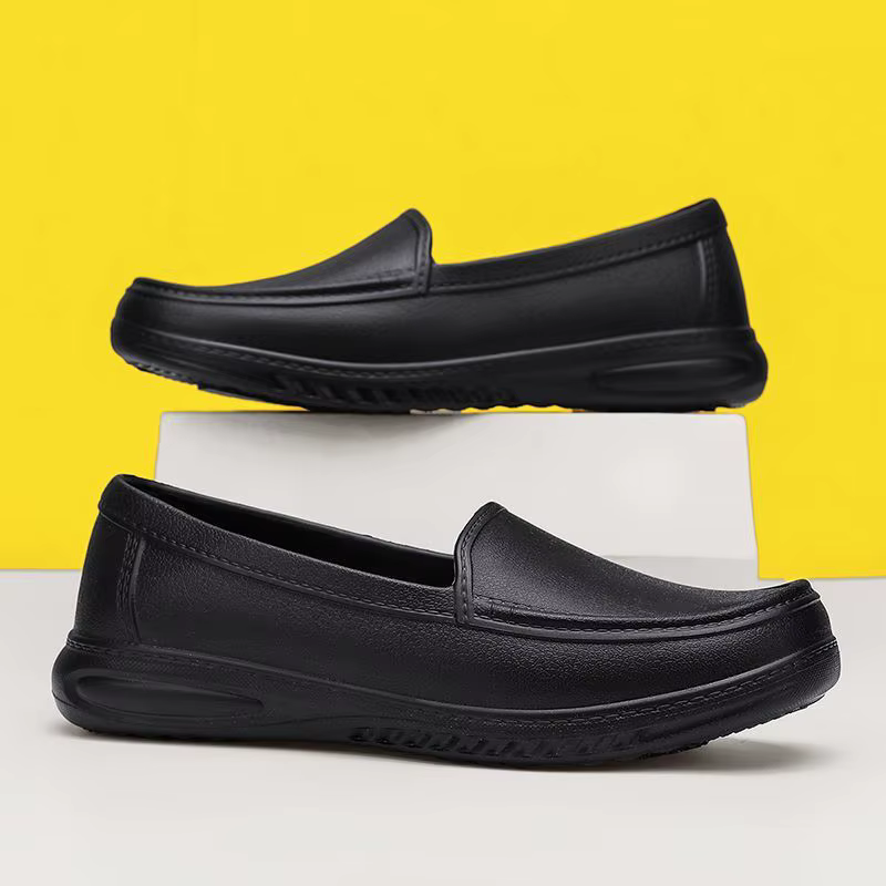 Nouvelles chaussures pour femmes
