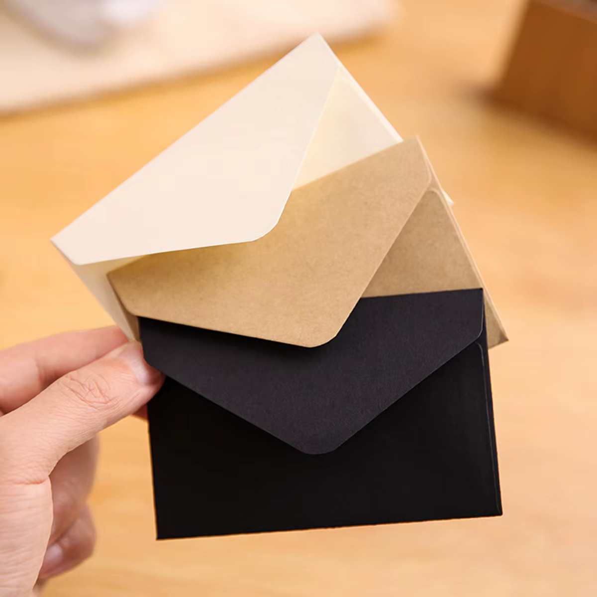 20 mini-enveloppes Kraft marron pour cartes-cadeaux et cartes de visite, 3 couleurs classiques, 4 x 2,8 pouces