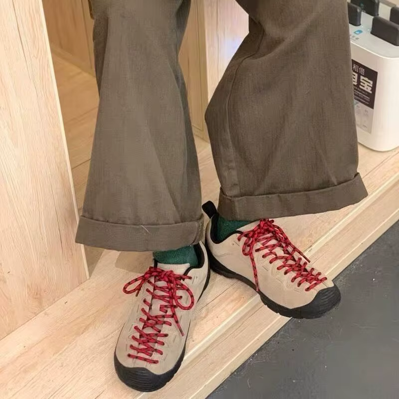 Chaussures de randonnée pour sports et loisirs de plein air