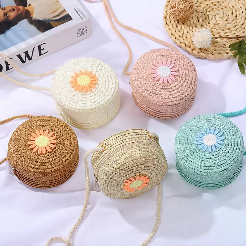 Sac rond en paille tressé pour femme, sac à bandoulière mignon en rotin fait main, petit sac à main couleur bonbon
