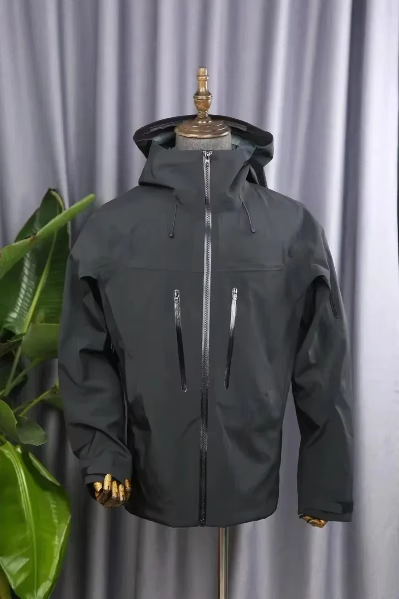 Veste de camping imperméable et coupe-vent de haute qualité pour hommes et femmes, ARC Embroidery Alpha SV 6th Three Layer, pour la randonnée en plein air