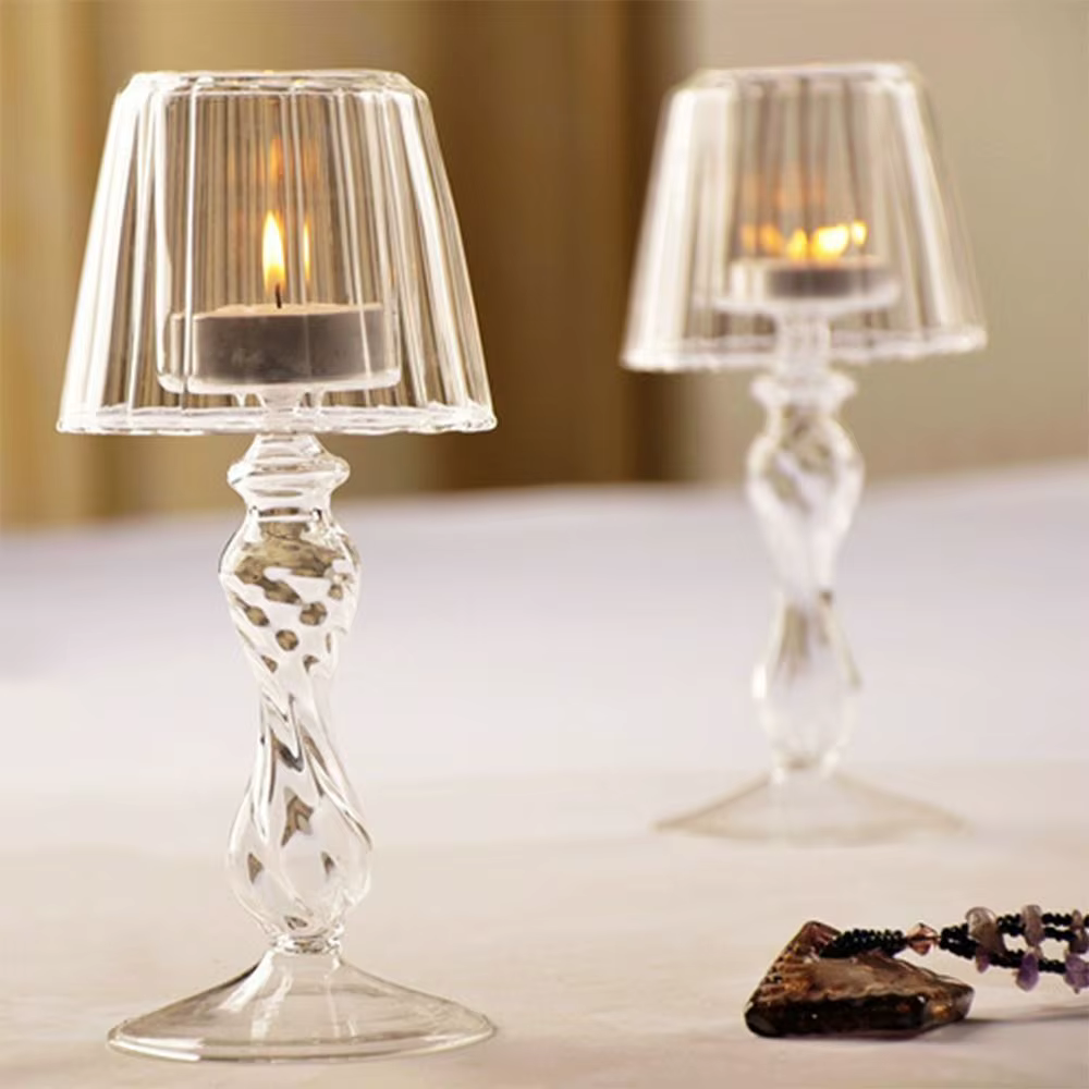 Chandelier rayé en verre à pieds hauts, bougeoir délicat et créatif en forme de lampe, candélabre artisanal d'art Transparent pour salon
