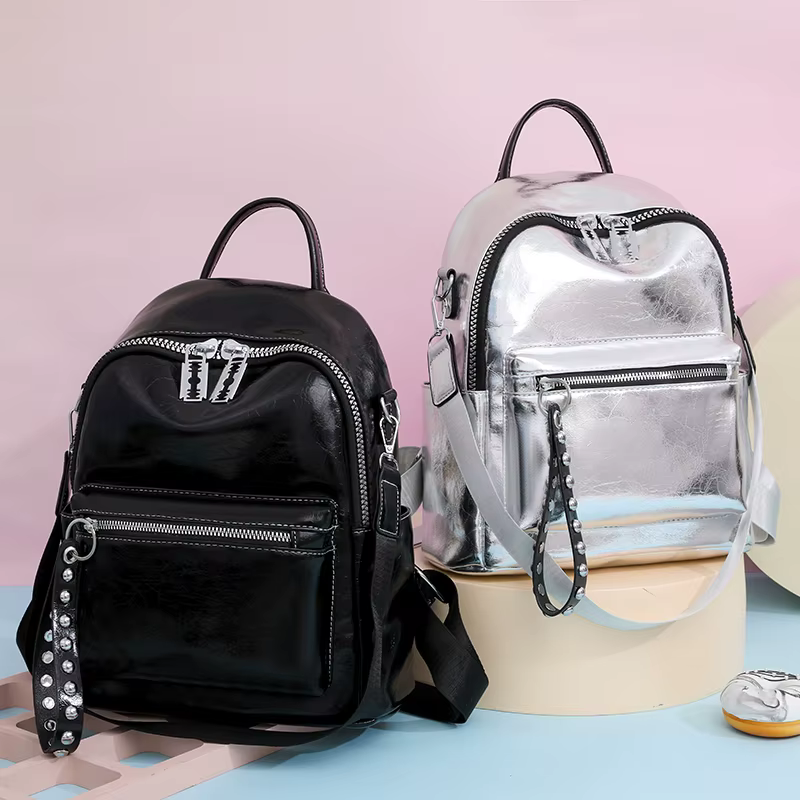 Sacs à dos en cuir souple pour femmes