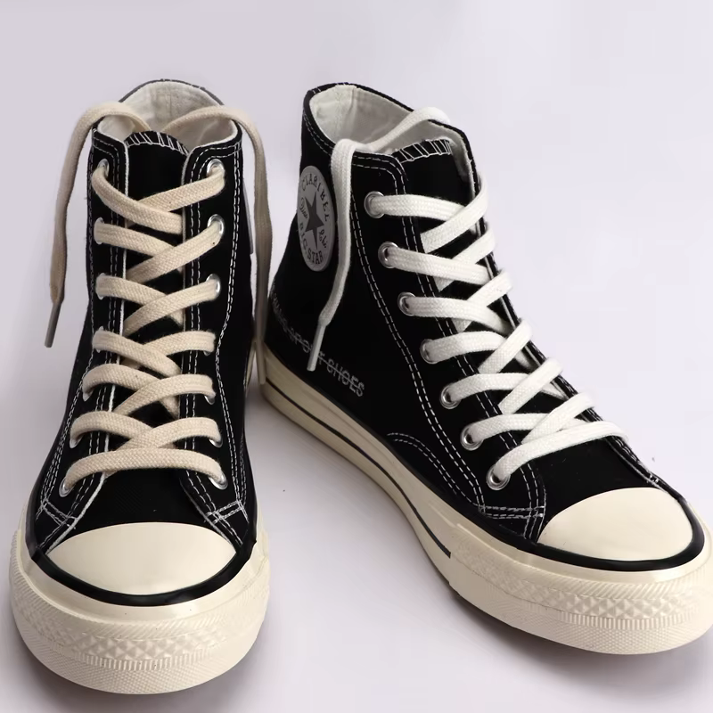 Lacets de chaussures de sport plats et solides