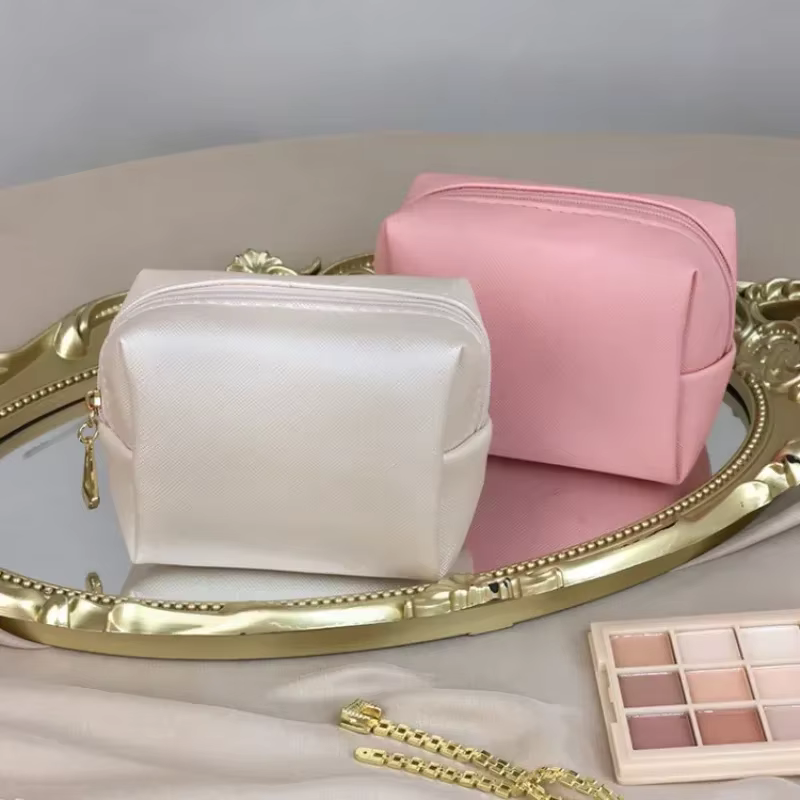 Mini trousse de maquillage pour femmes