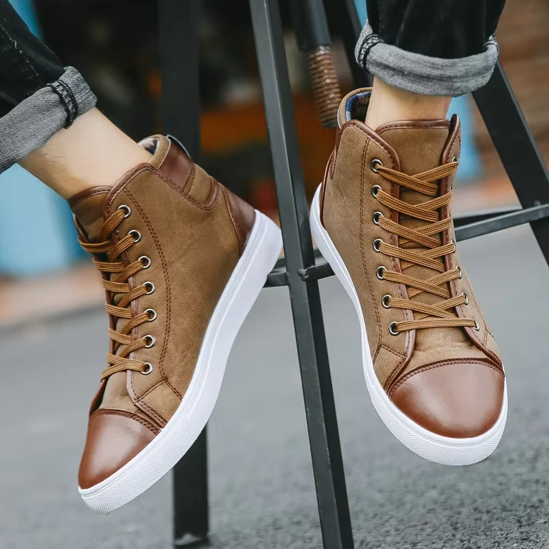 Chaussures de marche montantes pour hommes