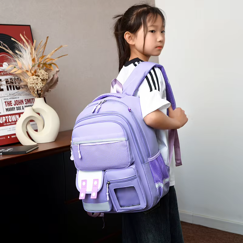Nouveau Sac à Dos Scolaire Maternelle Dessin Animé Grande Capacité Double Bretelles Protection de la Colonne Vertébrale Réduction de la Charge Nylon Imperméable Unisexe