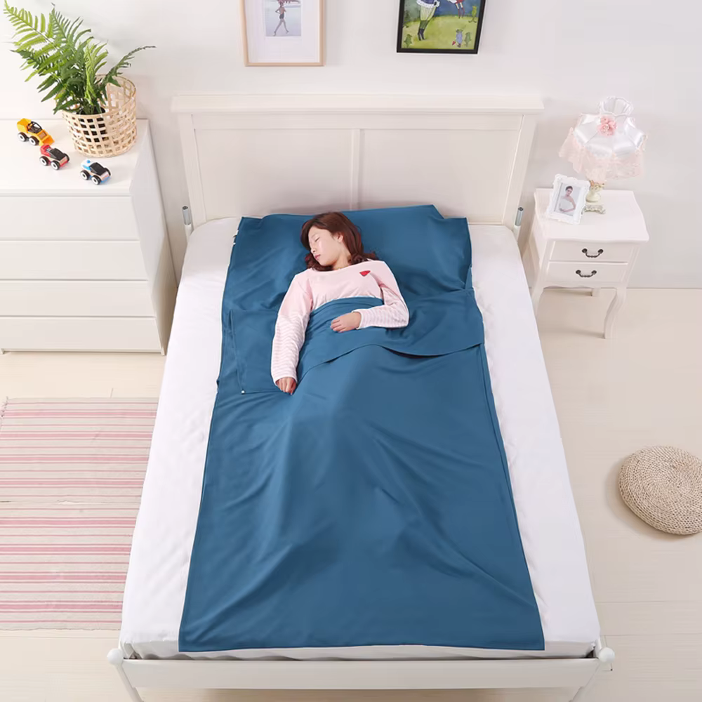 Doublure de sac de couchage