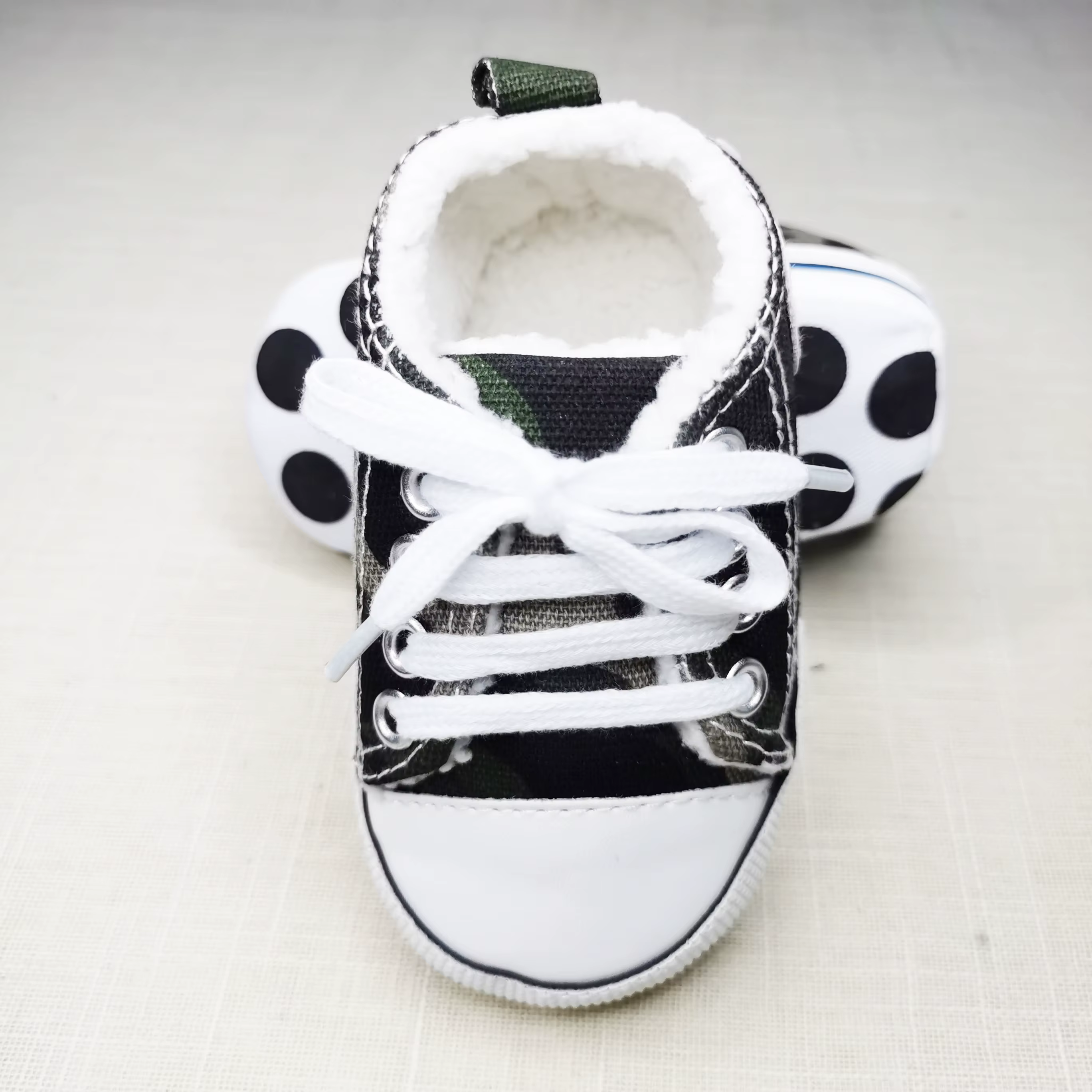 Chaussures antidérapante en coton
