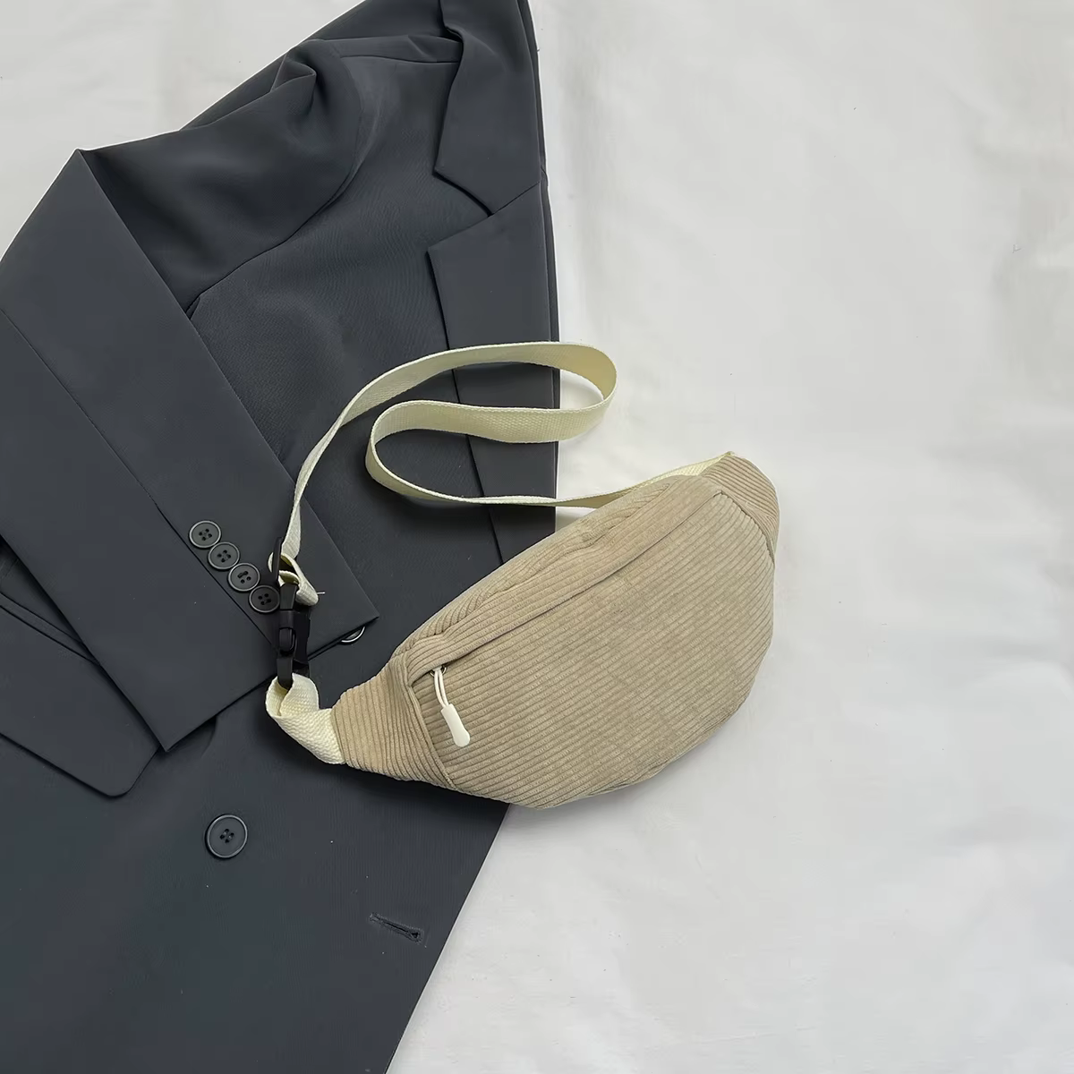 Sacs de ceinture en velours côtelé décontractés pour femmes, sac banane à la mode, sac de taille banane, sac à main de hanche, sac à bandoulière de poitrine, poche
