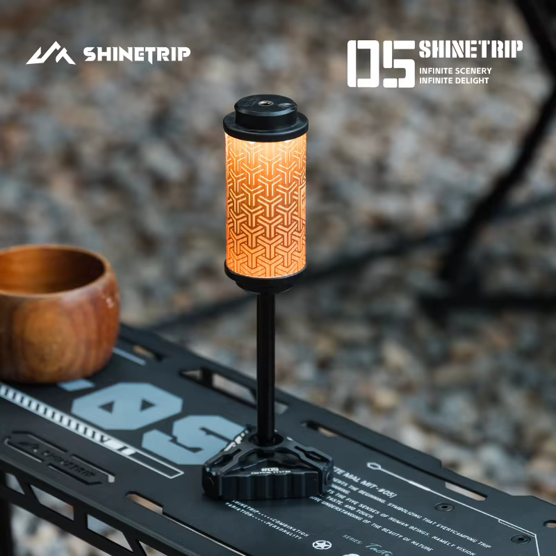 Support de lumière d'ambiance de Camping en plein air ShineTrip en alliage d'aluminium
