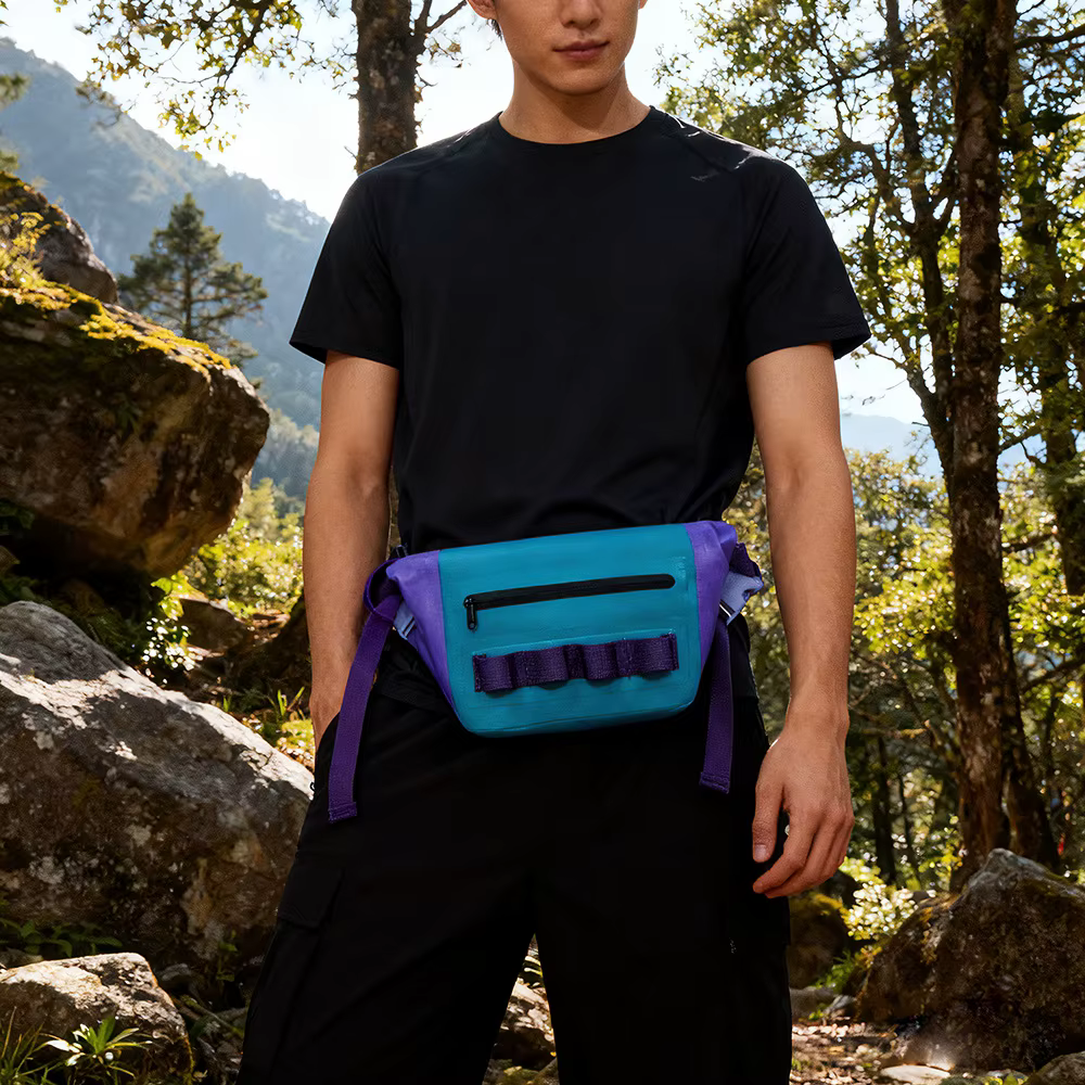 Sac étanche flottant pour la taille