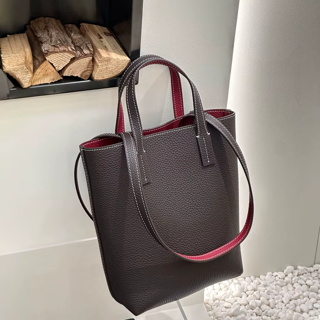Sac Cuir Véritable Texture Lychee Main Tote Femme Peau Vache Couche Supérieure Doublure Contraste Couture Blanche Usage Quotidien Décontracté Élégant Moderne Minimaliste Mode Tendance 2025 Nouvelle Me