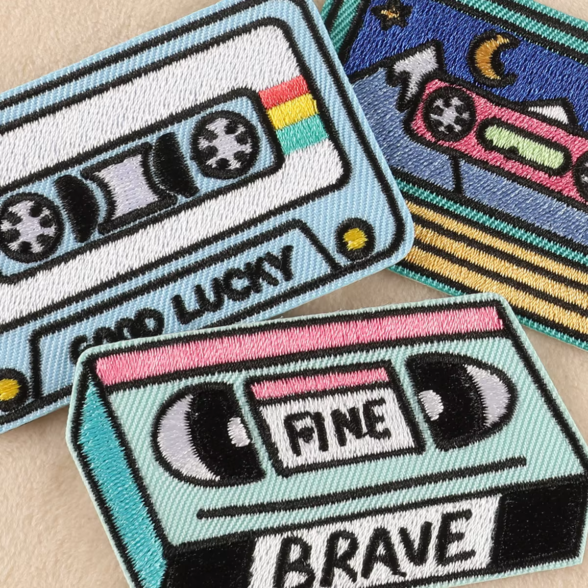 New Fashion Clothing Accessories Embroidery Camera Series Cartoon Patch Handbook DIY Luggage Decoration