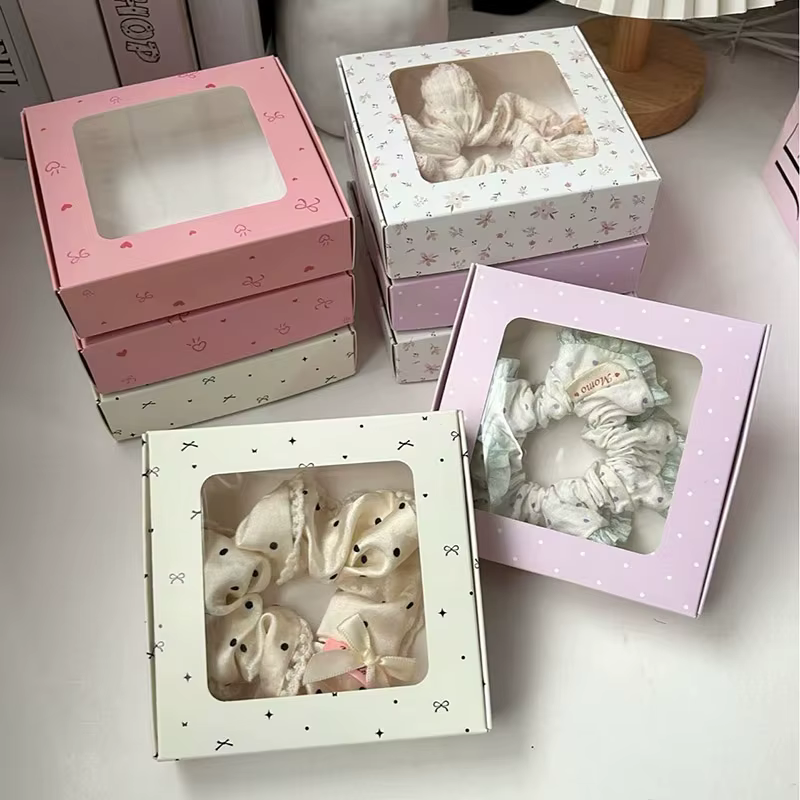 Boîte-cadeau carrée, présentoir de bijoux