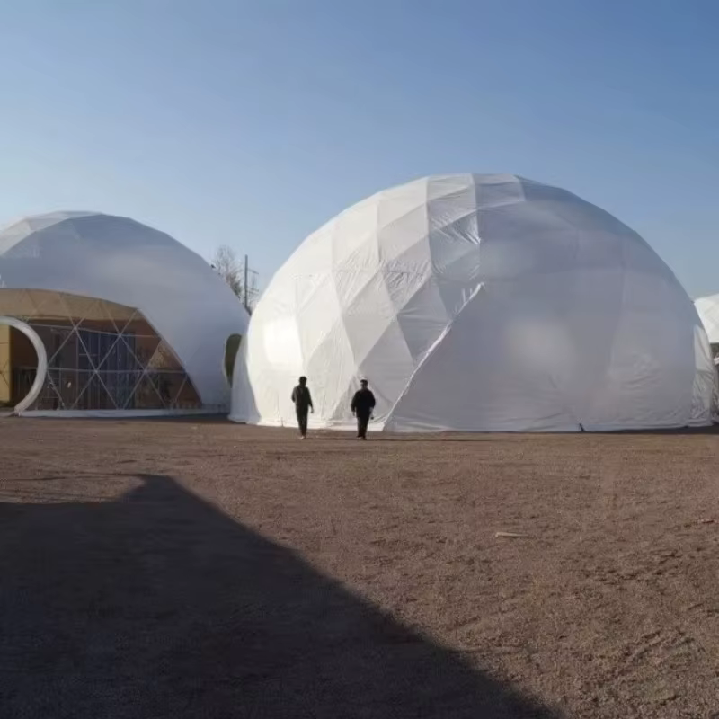 Tente de camping géodésique personnalisée de grande taille