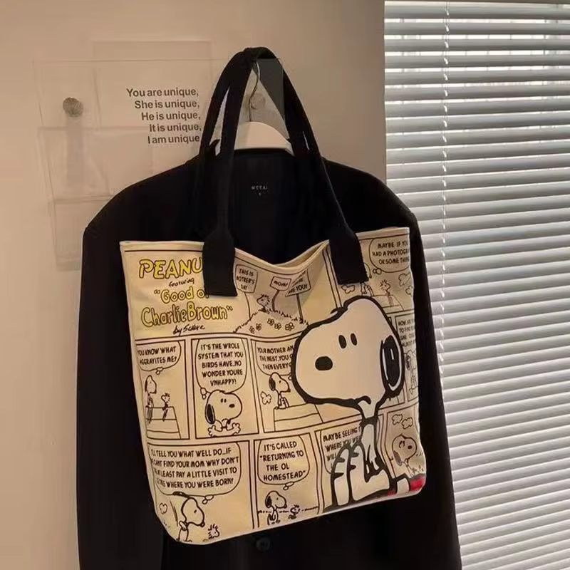Nouveau sac à main en toile Kawaii Snoopy, sac à bandoulière pour filles tendance, sac à main en nylon simple de grande capacité