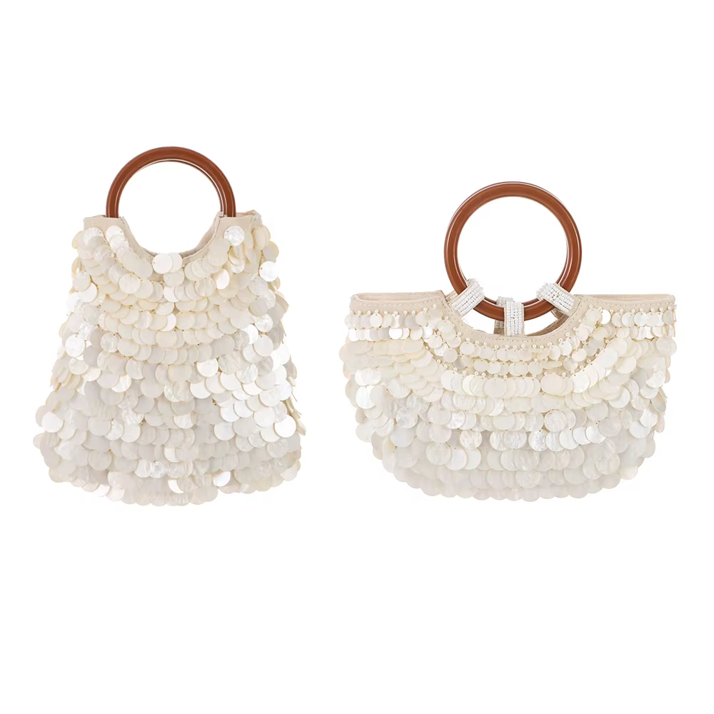 Sac à perles fait main style féerique ​ ​ Ornements en coquillages ​ ​ ​ Taille compacte ​ ​ Sac à bandoulière tissé ​