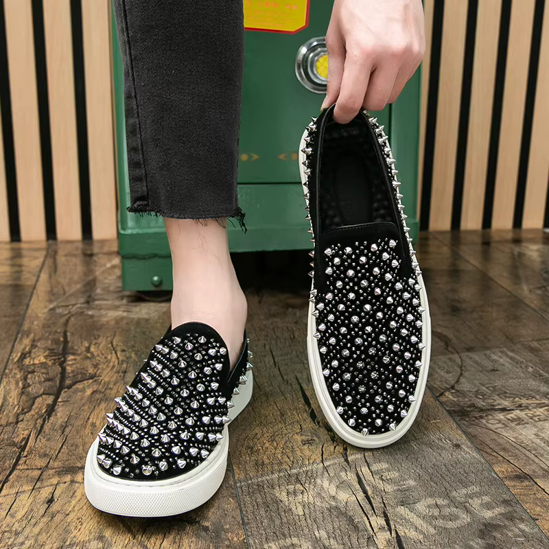 Marque Design hommes Rivet conseil chaussures de luxe bout rond bas pointes mocassins mâle décontracté confortable baskets