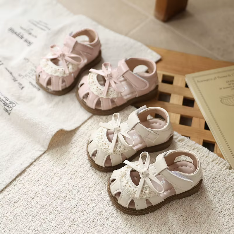 Chaussures de marche pour bébé, sandales de plage pour enfants, avec nœuds simples et mignons, semelle souple ajourée, antidérapantes, nouvelle collection été 2026, sandales de princesse pour tout-pet