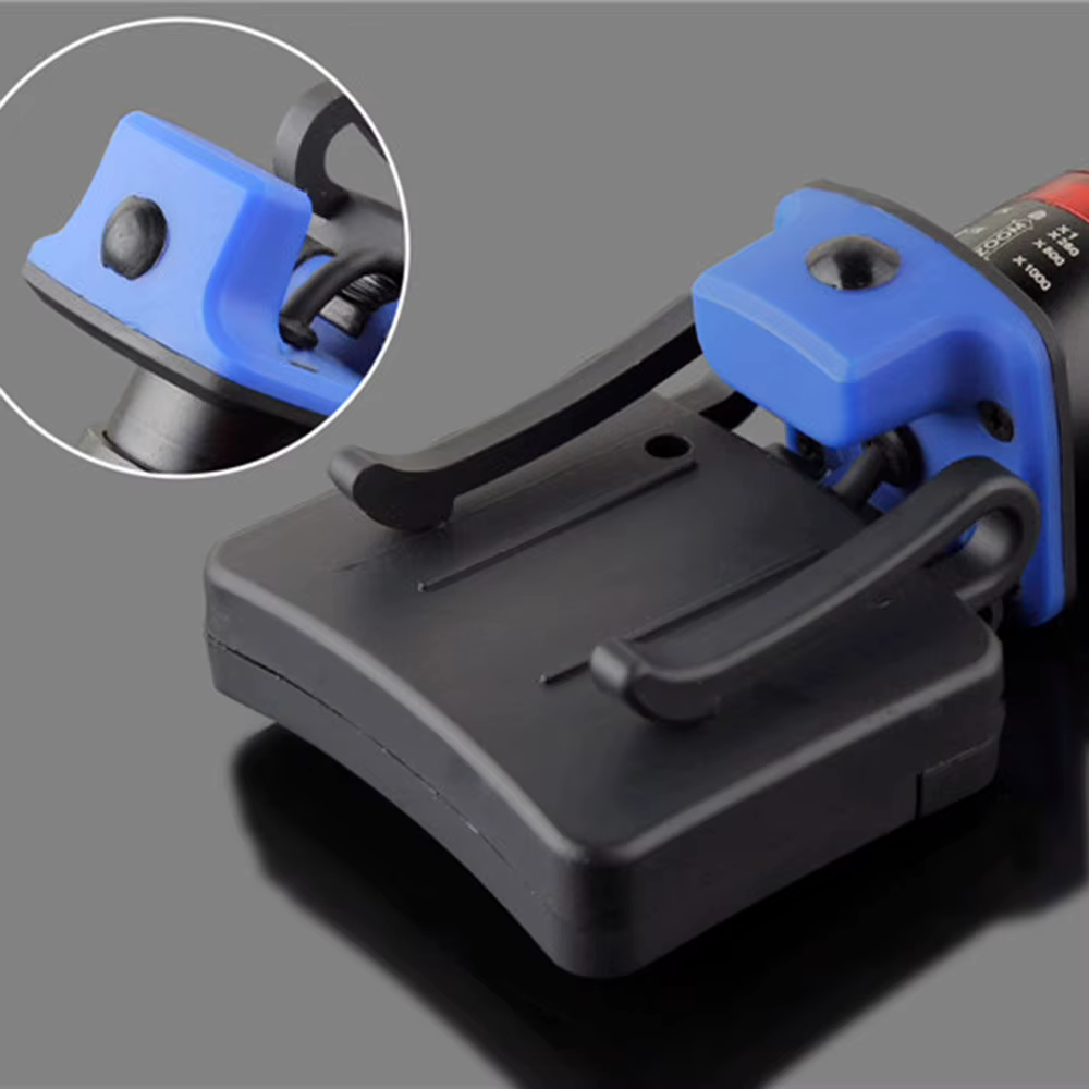 Étanche forte 2000 Lumen XPE Q5 LED lampe Rechargeable phare équitation