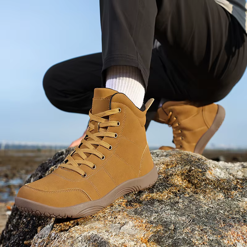 Bottes de randonnée minimalistes en cuir à bout large pour hommes