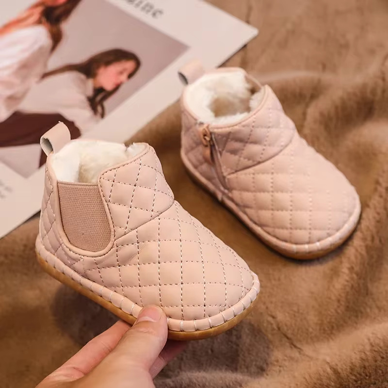 Bottes de neige chaudes en peluche pour bébés filles et garçons, chaussures d'extérieur à semelle souple, antidérapantes, rembourrées en coton, hiver
