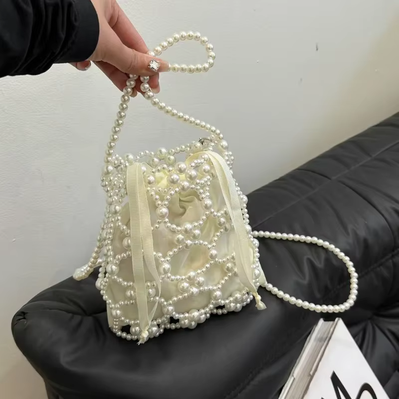 Perles blanc seau épaule et sacs à bandoulière sens exquis de luxe frais