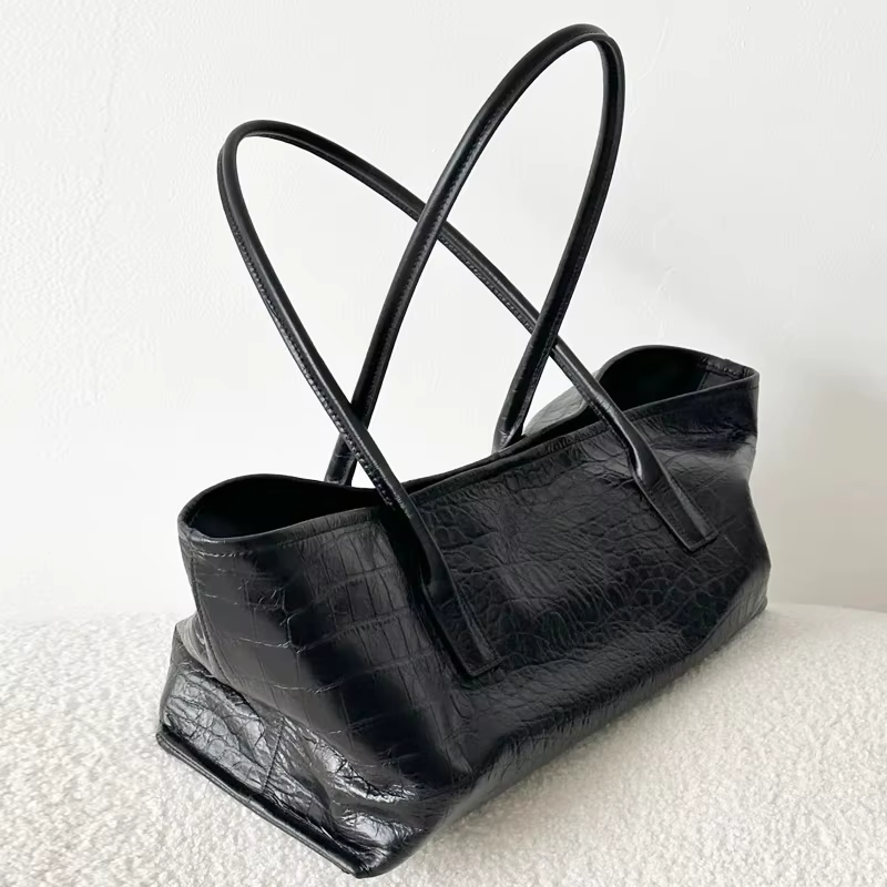 Sacs cabas vintage coréens pour femmes sacs à main et pochettes de luxe de créateurs nouveauté 2026 en PU motif crocodile avec poche intérieure grande capacité porté épaule ou bandoulière haute qualit