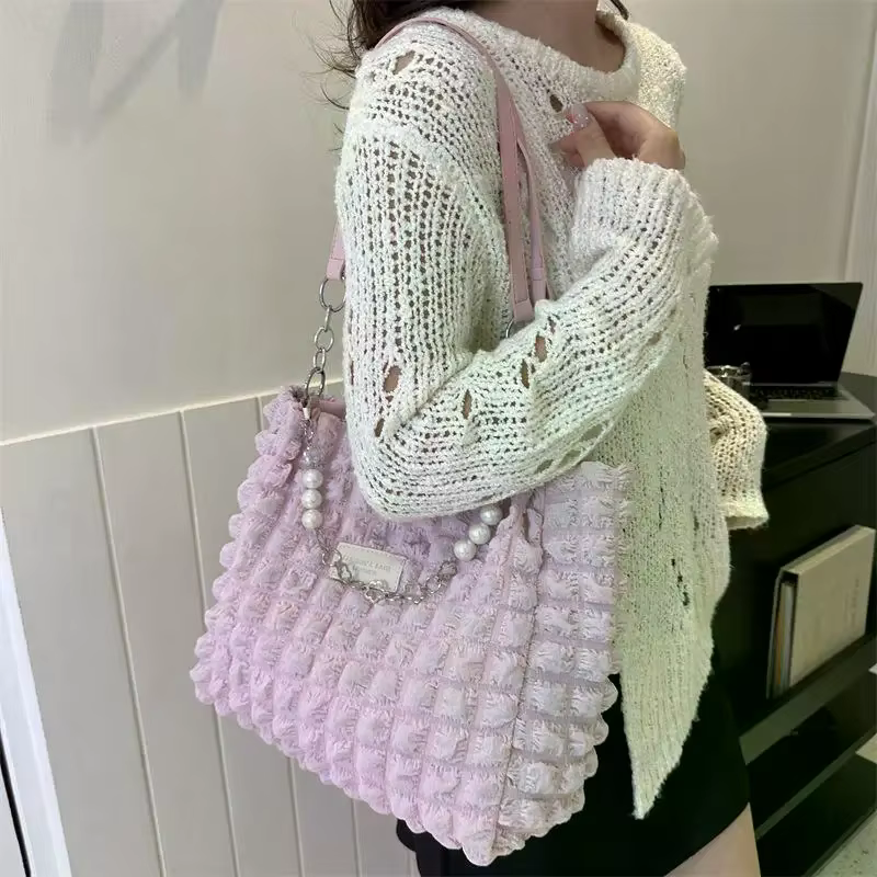 Sac fourre-tout texturé à bulles avec chaîne de perles, tendance, doux, grande capacité, pour femmes, shopping, rendez-vous, bureau, trajets domicile-travail