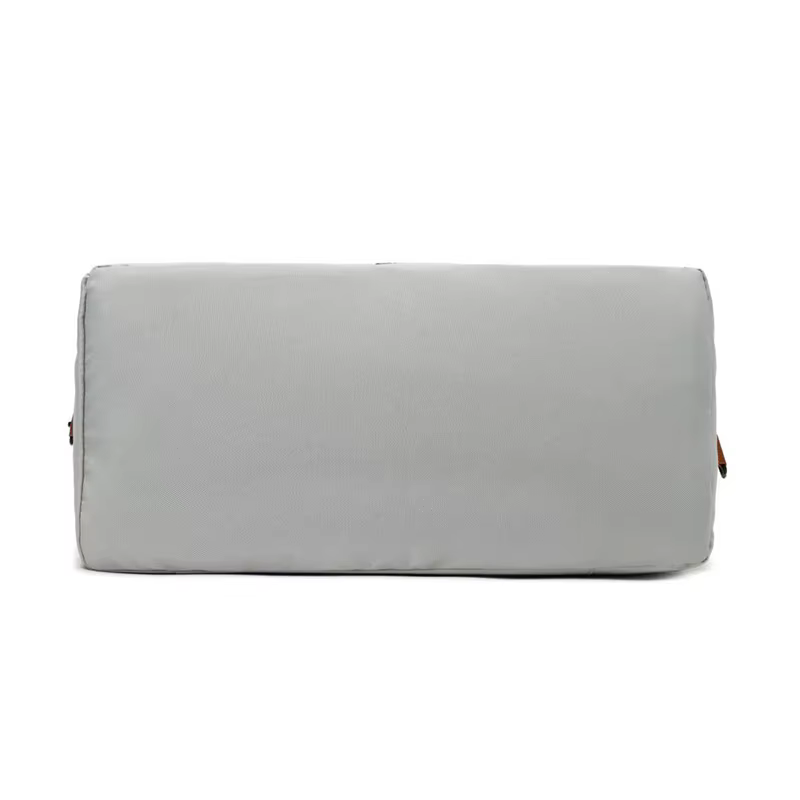 Le sac à dos de couleur neutre est spécialement conçu pour les hommes et les femmes et convient comme sac à bagages pour les voyages et l'hébergement