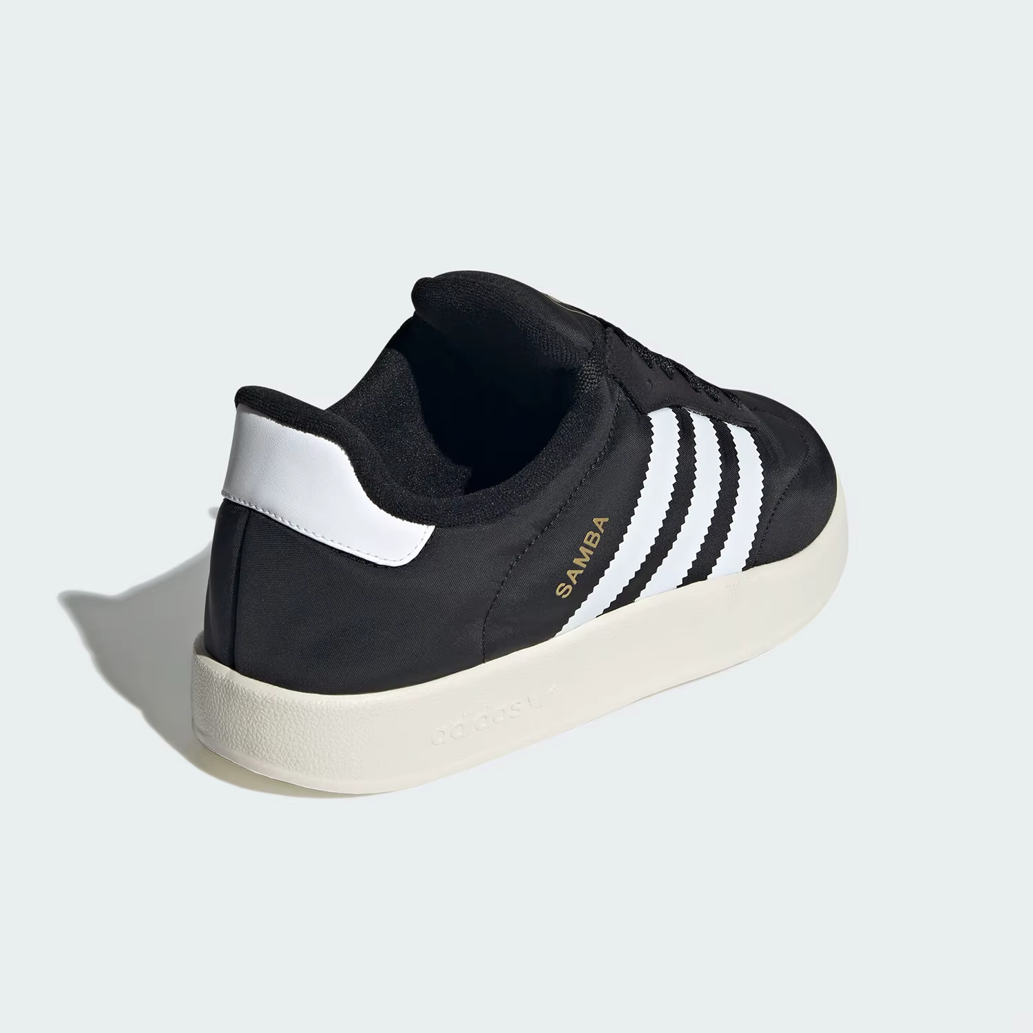 Adidas véritable trois rayures hommes et femmes classique décontracté semelle épaisse chaussures basses IE1434