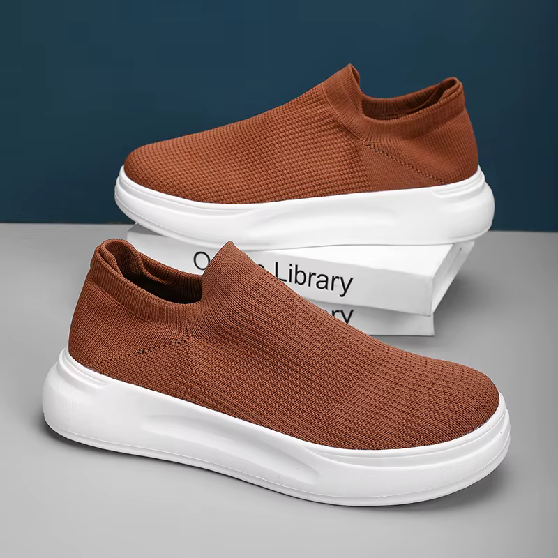 Nouveaux hommes chaussures de sport printemps été maille respirant plat espadrilles décontractées en plein air