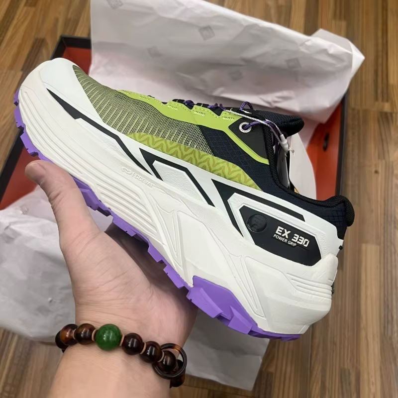 Chaussures de trail running classiques pour hommes et femmes