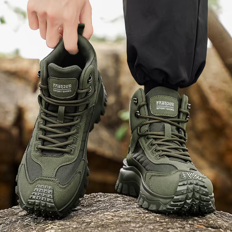 Nouvelles bottes de randonnée sportives à tige haute pour l'automne, grandes tailles, confortables avec semelles épaisses, légères et décontractées, adaptées aux activités quotidiennes en plein air, à