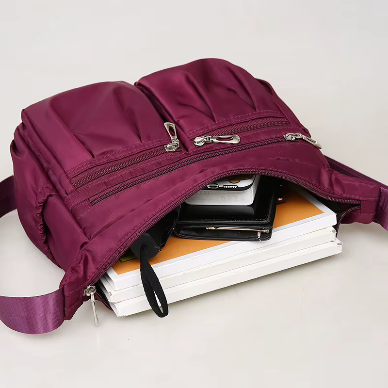 Sac à bandoulière en nylon grande capacité, compartiments multi-couches, sac bandoulière tendance pour les trajets quotidiens et les sorties, adapté aux M...