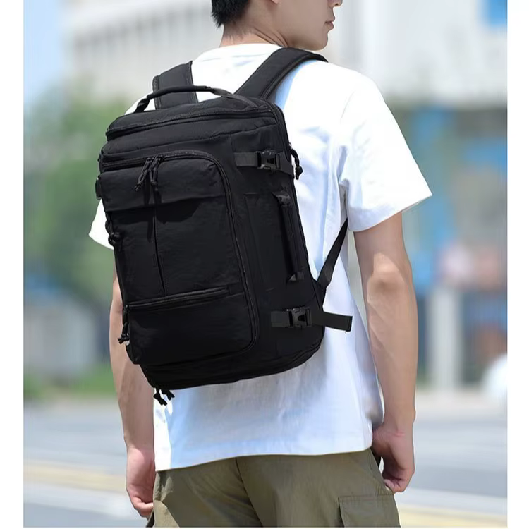 Sac à dos grande capacité avec compartiment sec et humide séparé